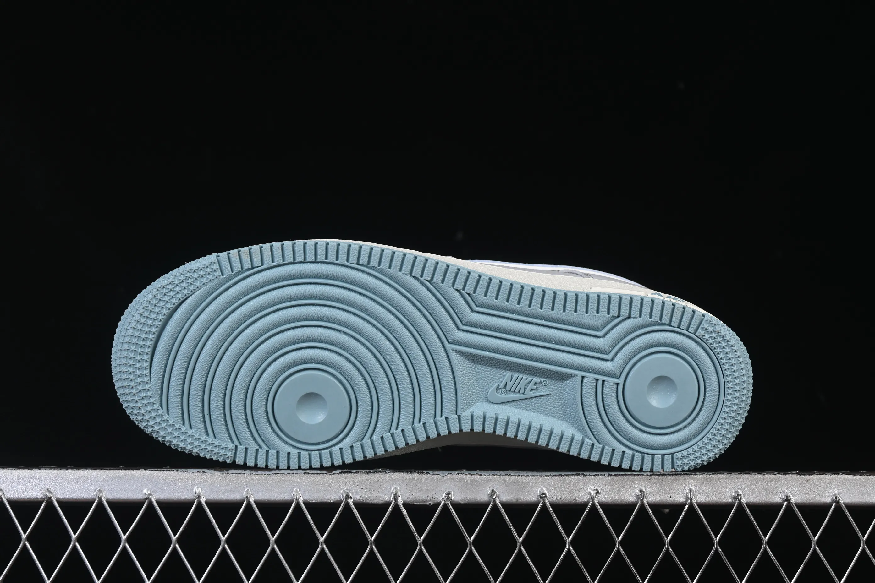 All categories Nk Air Force 1 Air Force series Nk Air Force 1 Low Air Force low-top Nike Air Force 1'07 Low Gucci joint gray blue Air Force 1 low-top casual sneakers YF9511-800